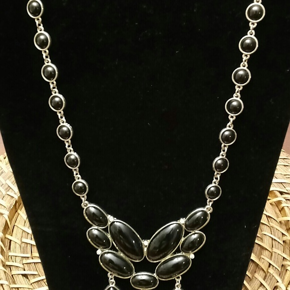 Necklaces - Picture 4 of 6